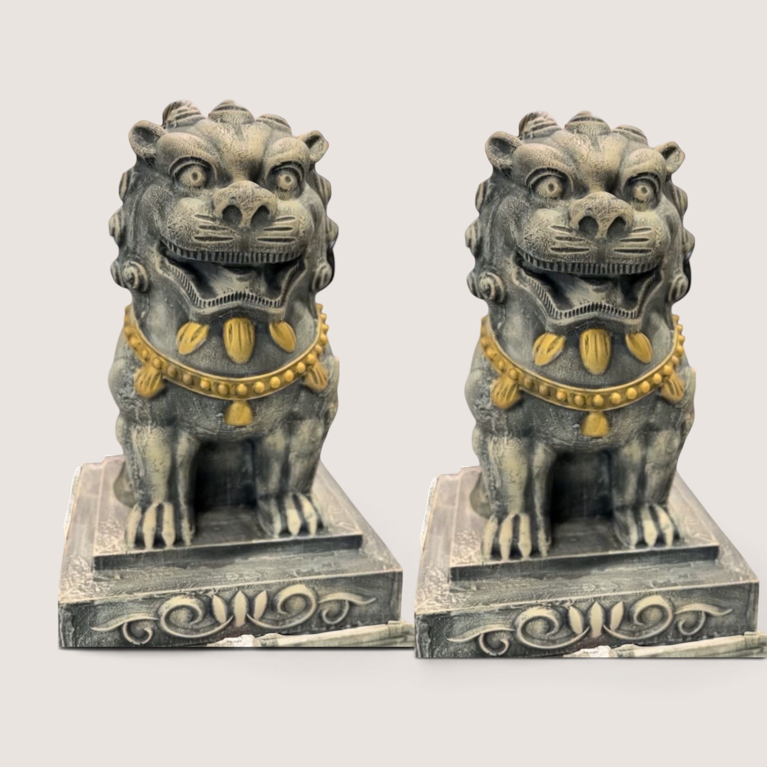 Big Foo Dog Pair